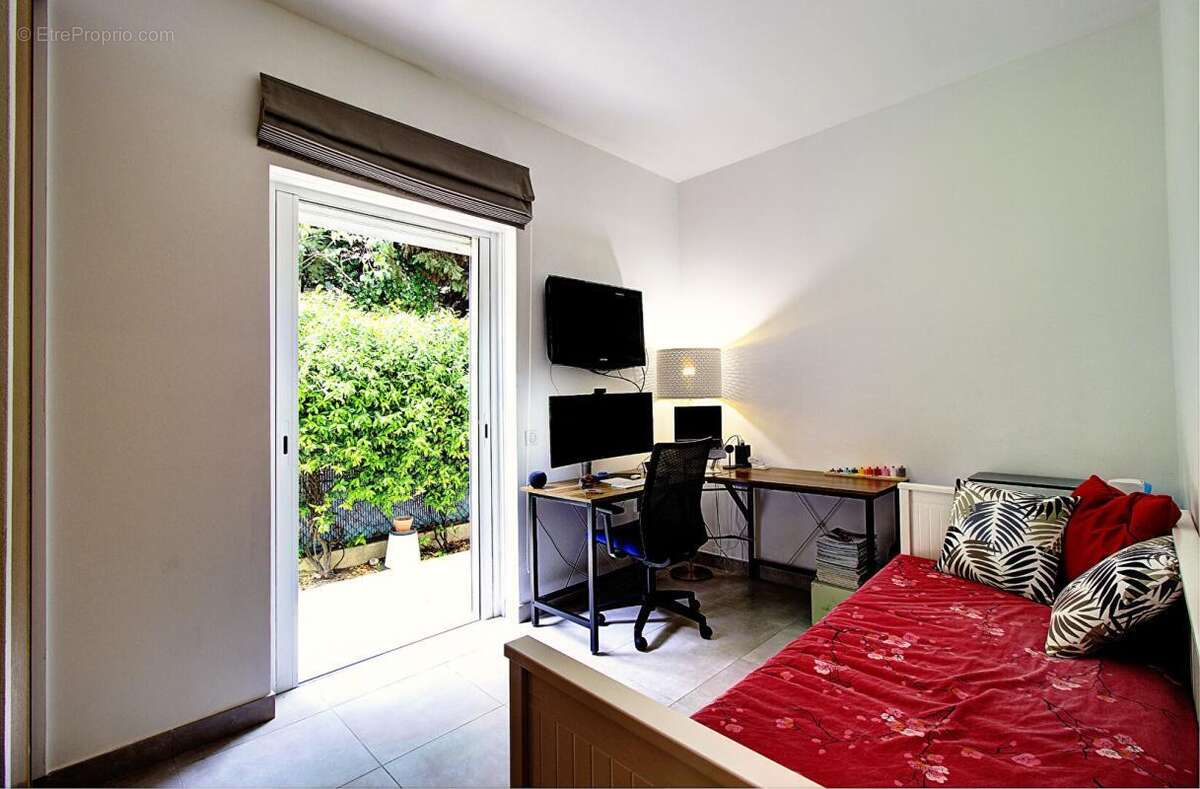 Appartement à MOUGINS