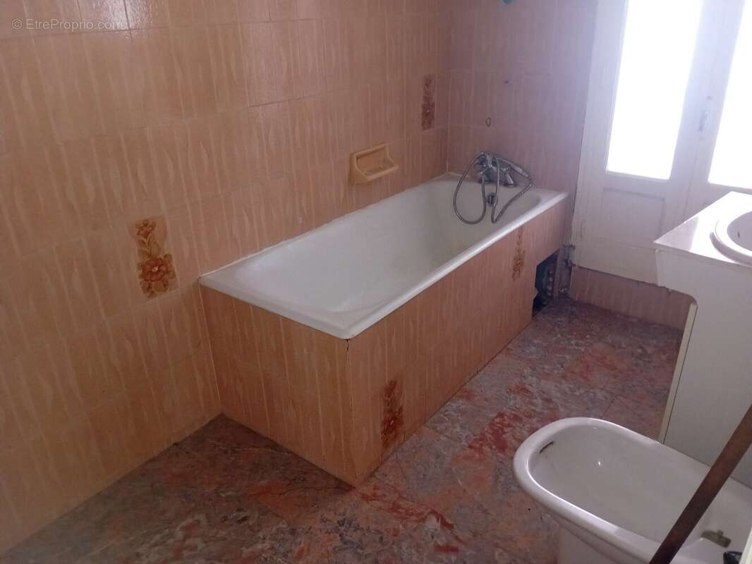 Maison à CESSENON-SUR-ORB