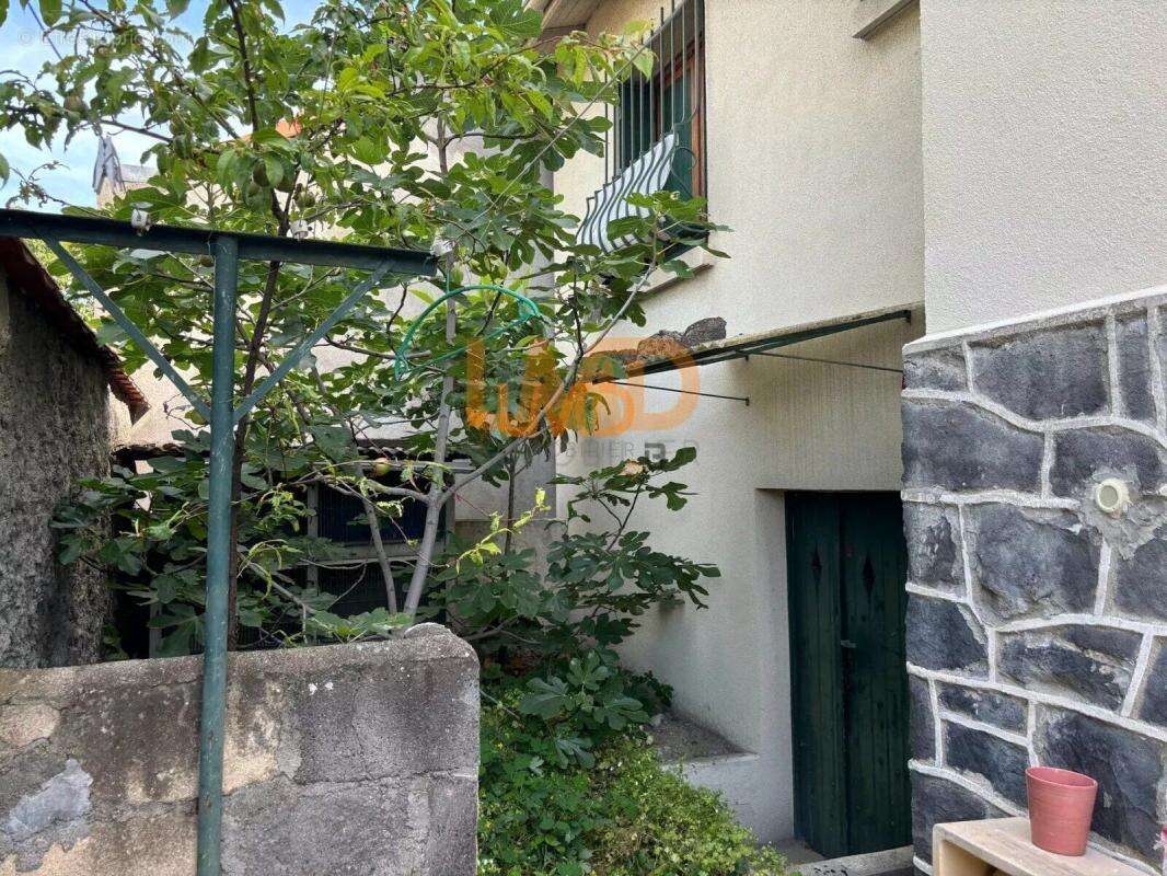 Maison à CLERMONT-FERRAND