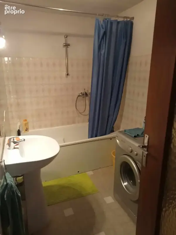 Opportunité rare de trois propriétés séparées en une ; idéal pour vivre et louer - photo 30