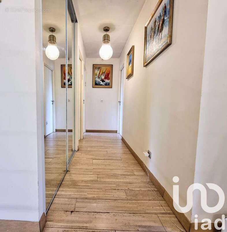 Photo 6 - Maison à VILLEMOMBLE