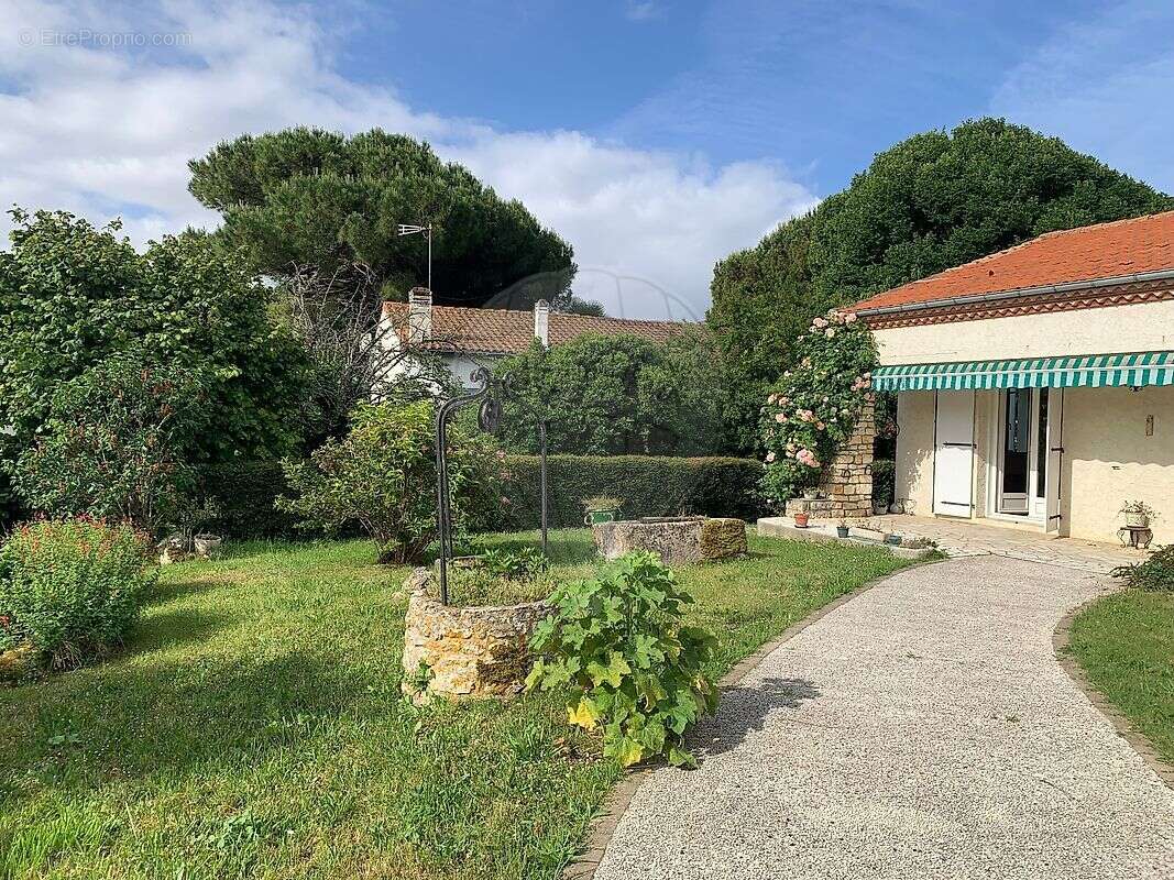 Maison à MESCHERS-SUR-GIRONDE
