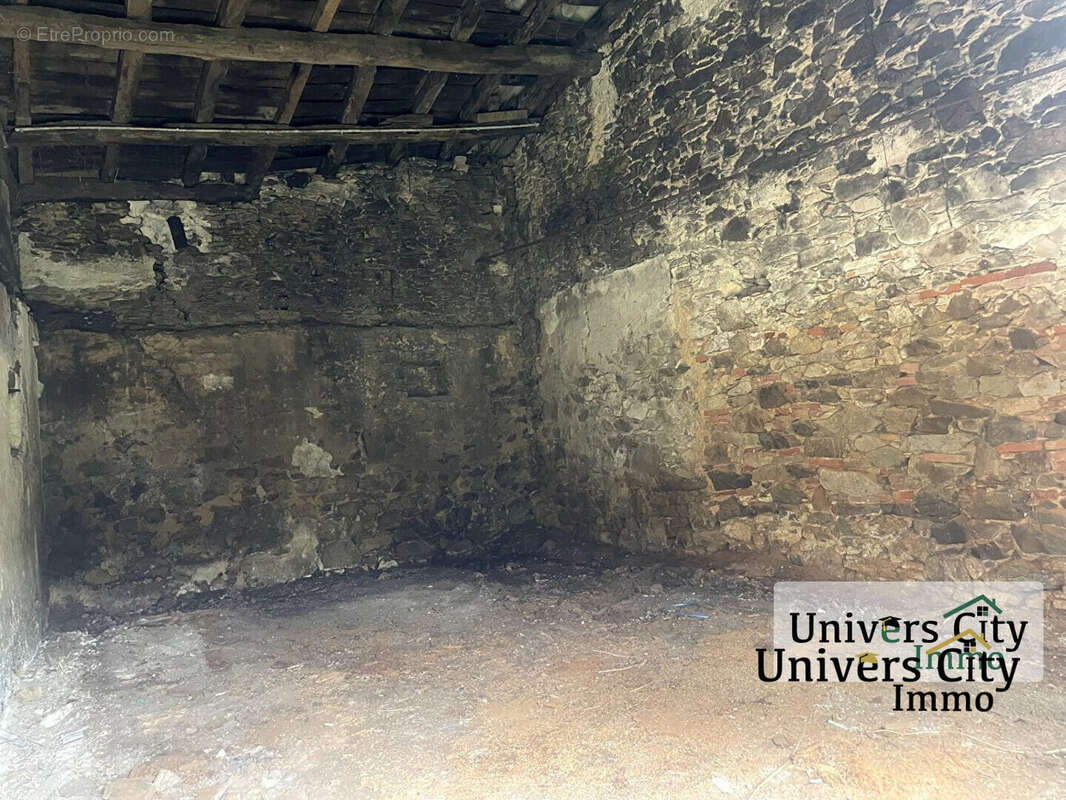 Maison à SAINT-PHILBERT-DE-BOUAINE