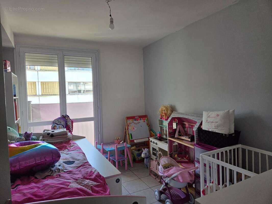 Photo 7 - Appartement à CHENOVE