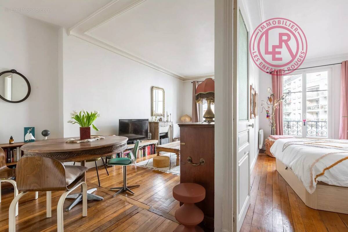 Appartement à PARIS-11E