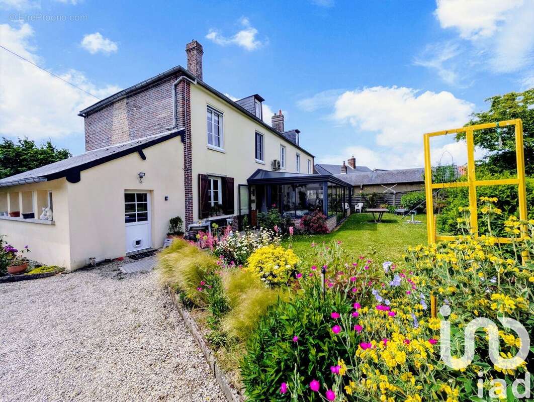 Photo 2 - Maison à GRANDVILLIERS