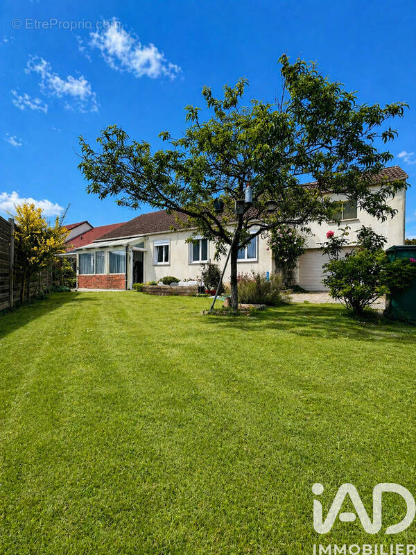 Photo 1 - Maison à FLEURY-LES-AUBRAIS