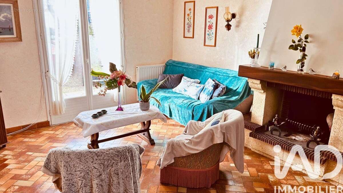 Photo 6 - Maison à LE TOUR-DU-PARC