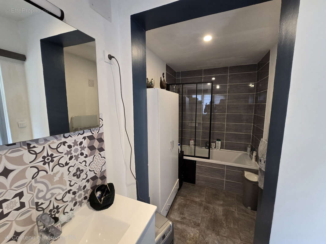 Maison à FEUQUIERES-EN-VIMEU