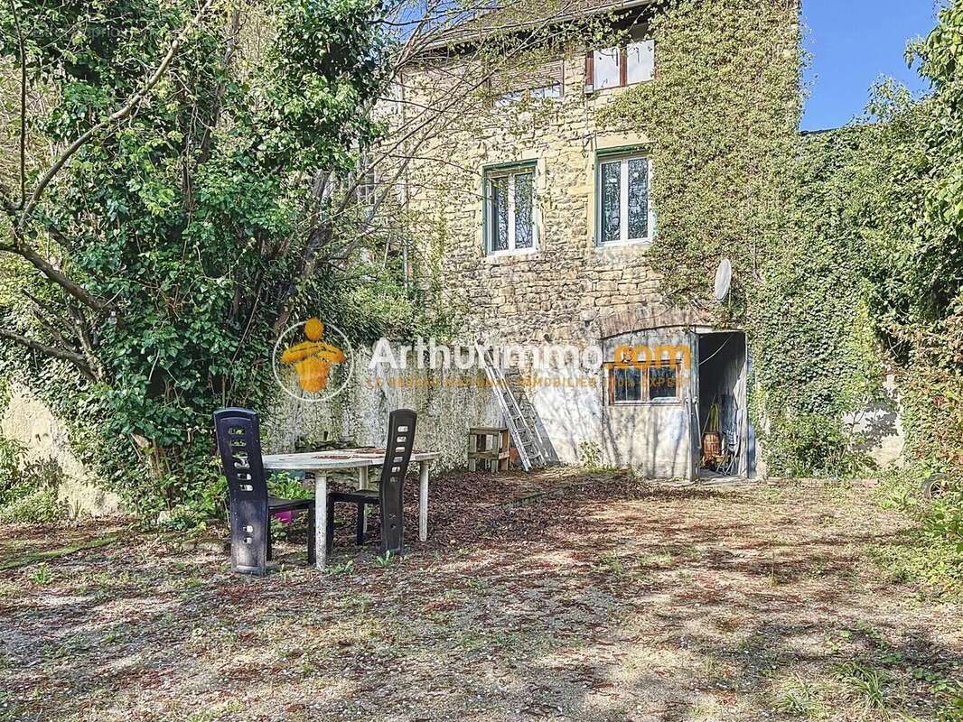 Appartement à BOURGOIN-JALLIEU