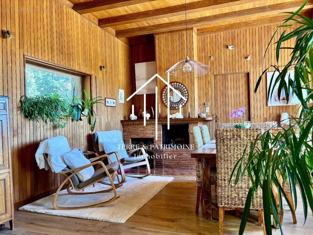 Maison à VALLON-PONT-D&#039;ARC