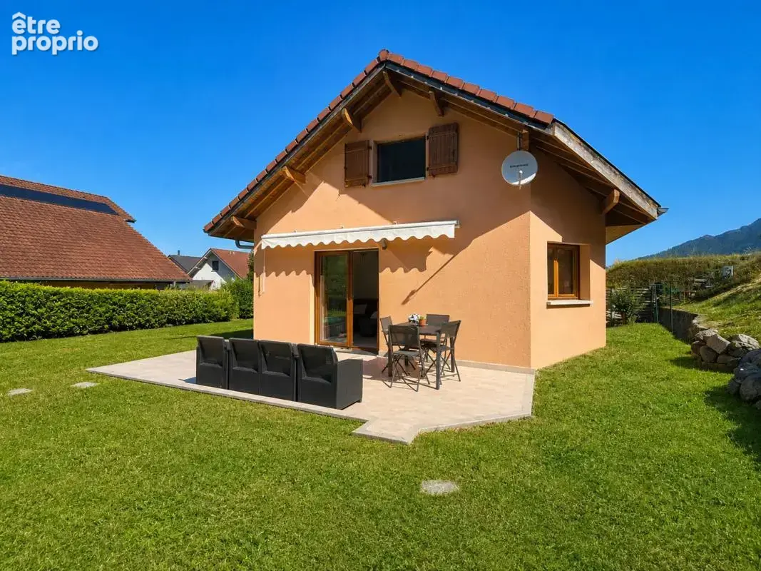 Maison 150 m² à La Tour  - photo 18