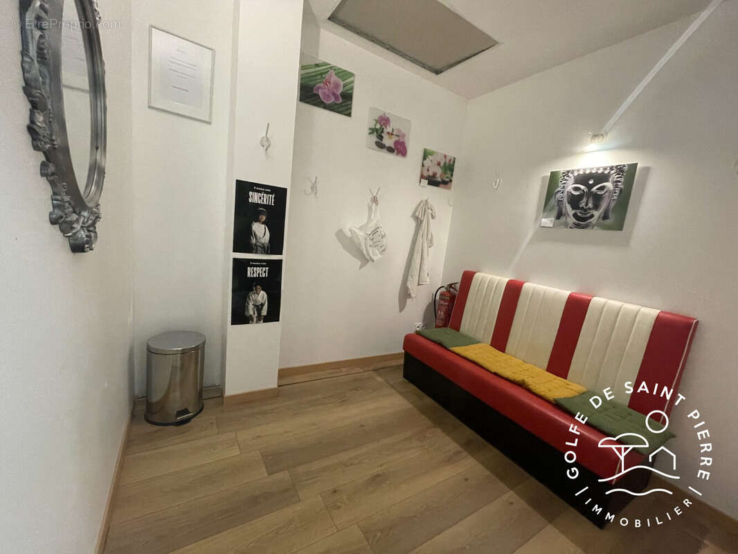 Maison 307 m² à Sete  - photo 8