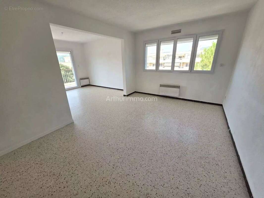 Vente Appartement Draguignan(83300) 185 000ï¿œ - photo 4