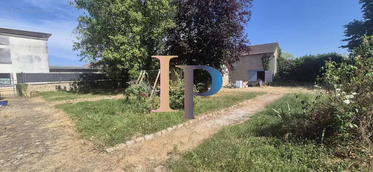 Maison 133 m² à Ligny-En-Brionnais  - photo 20