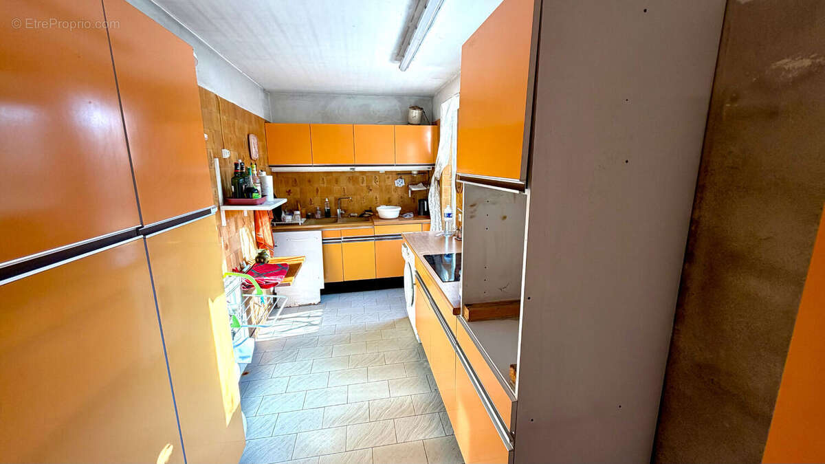 Maison à PERNES-LES-FONTAINES