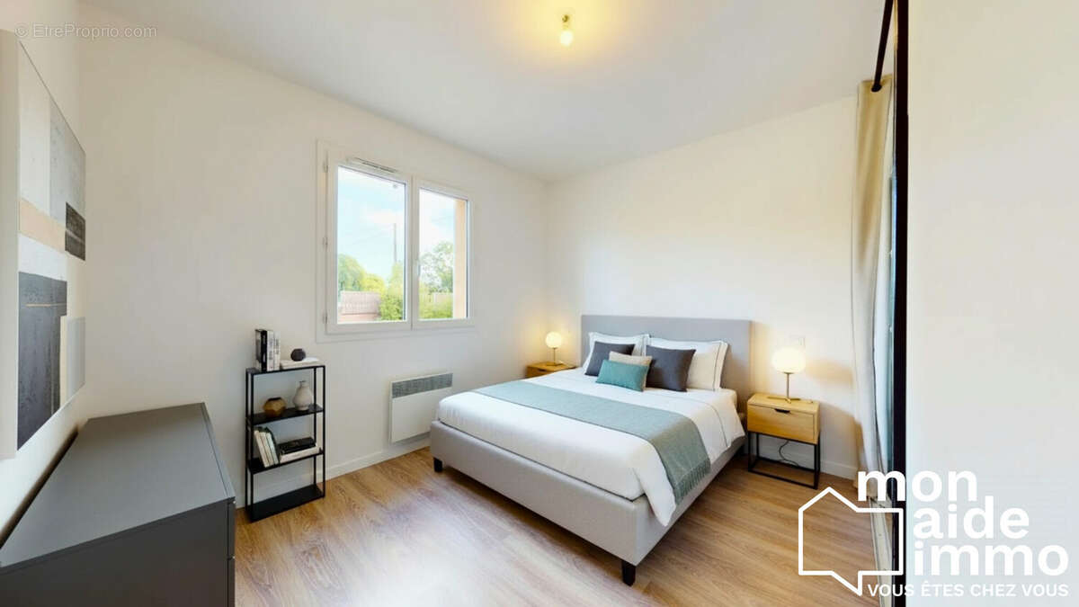 Maison à FARGUES-SAINT-HILAIRE