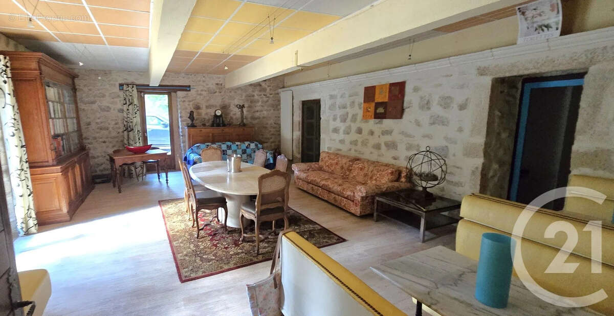 Maison à LE CREUSOT