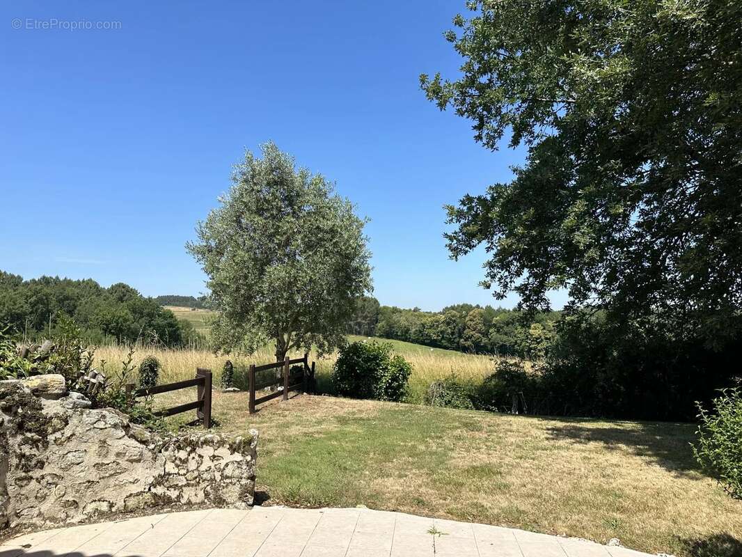Charmante maison charentaise en pierre avec maison d'amis, piscine et plus de 1Ha de terrain - photo 21