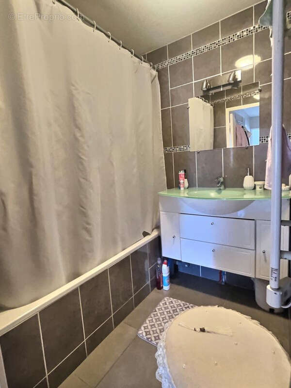 Appartement à MARSEILLE-15E