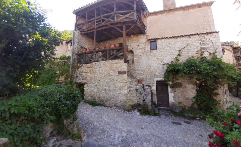 Maison à SAINT-CIRQ-LAPOPIE