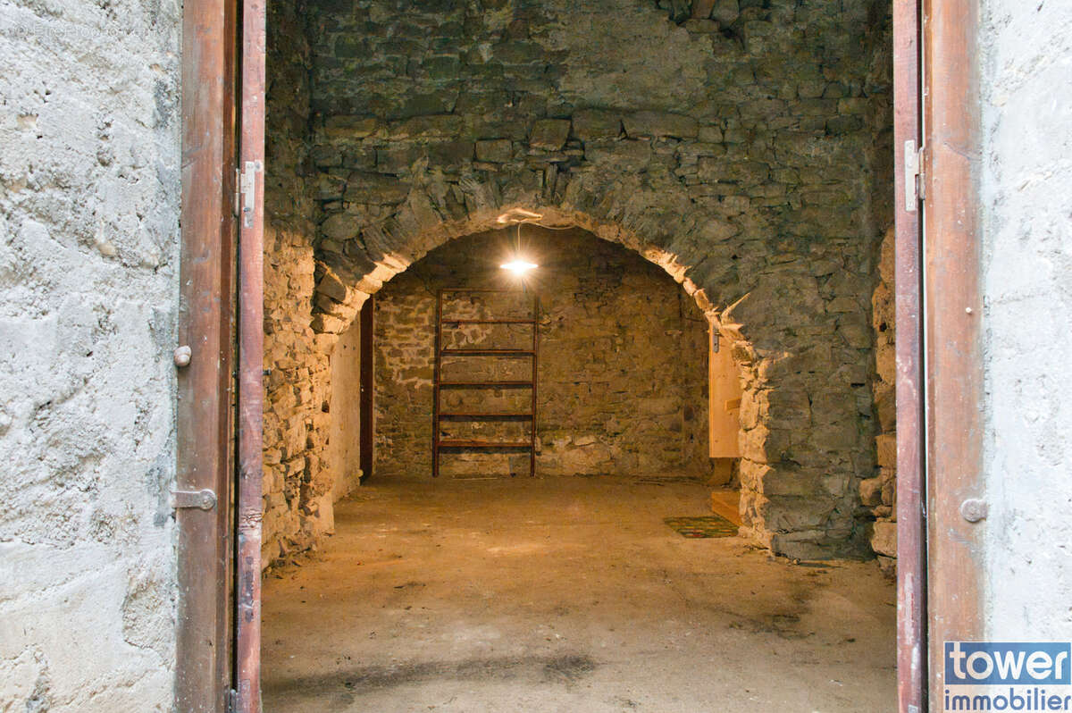 Maison à LABASTIDE-EN-VAL