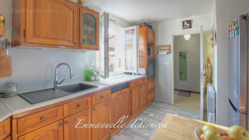 Maison à CHATEAUNEUF-LES-MARTIGUES