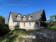 Maison à MONTRICHARD