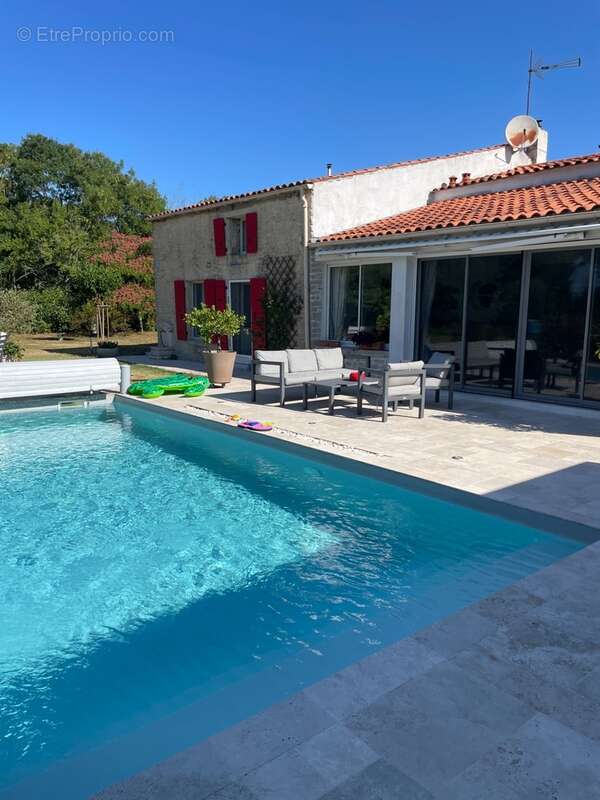 Maison à vendre 8 pièces LE GUE D'ALLERE (17) - photo 14