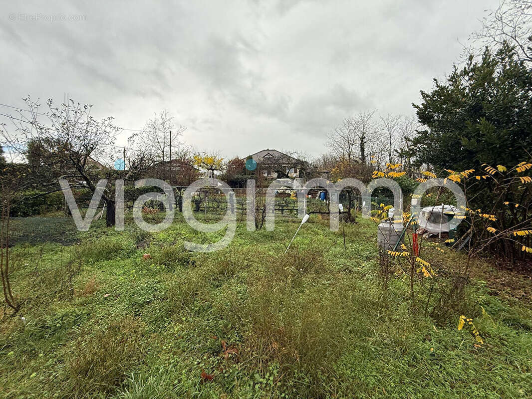 Maison à SAINT-PRIM