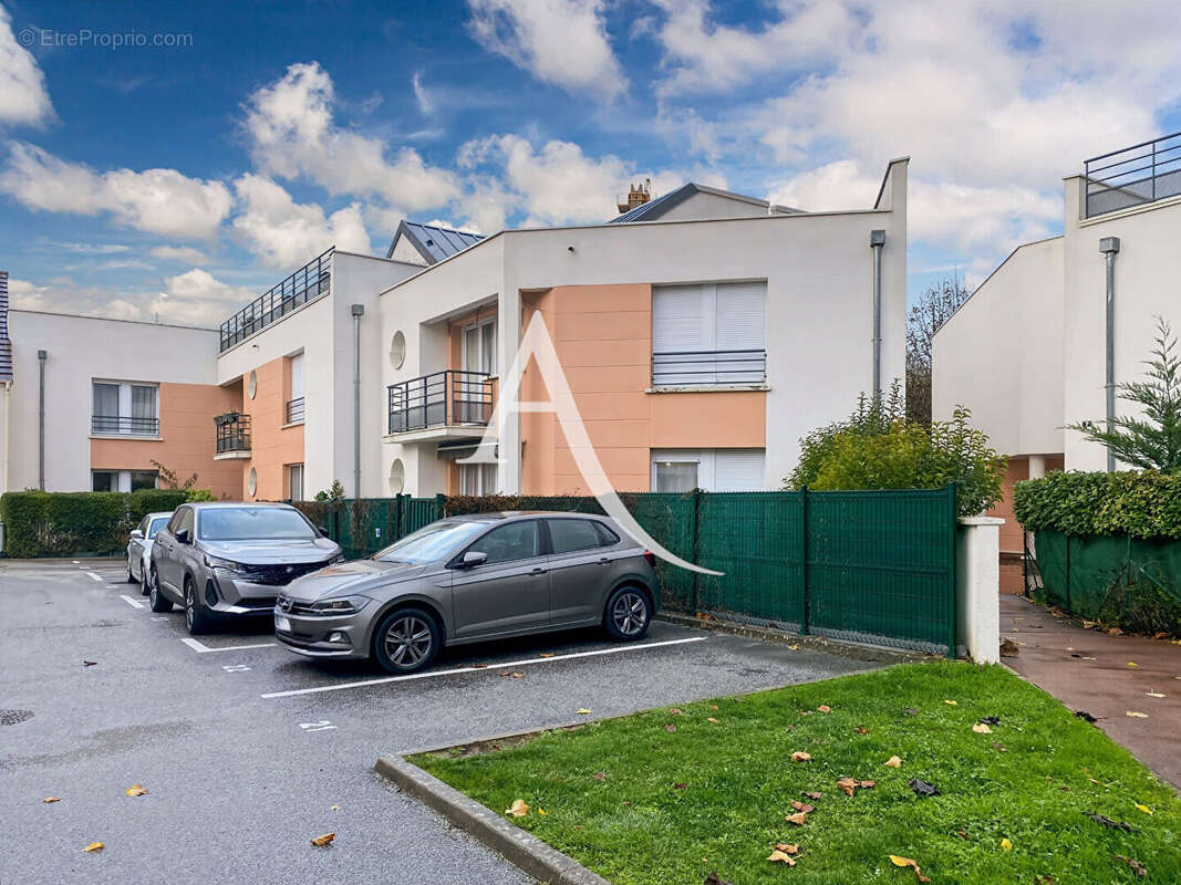 Appartement à BOIS-D'ARCY