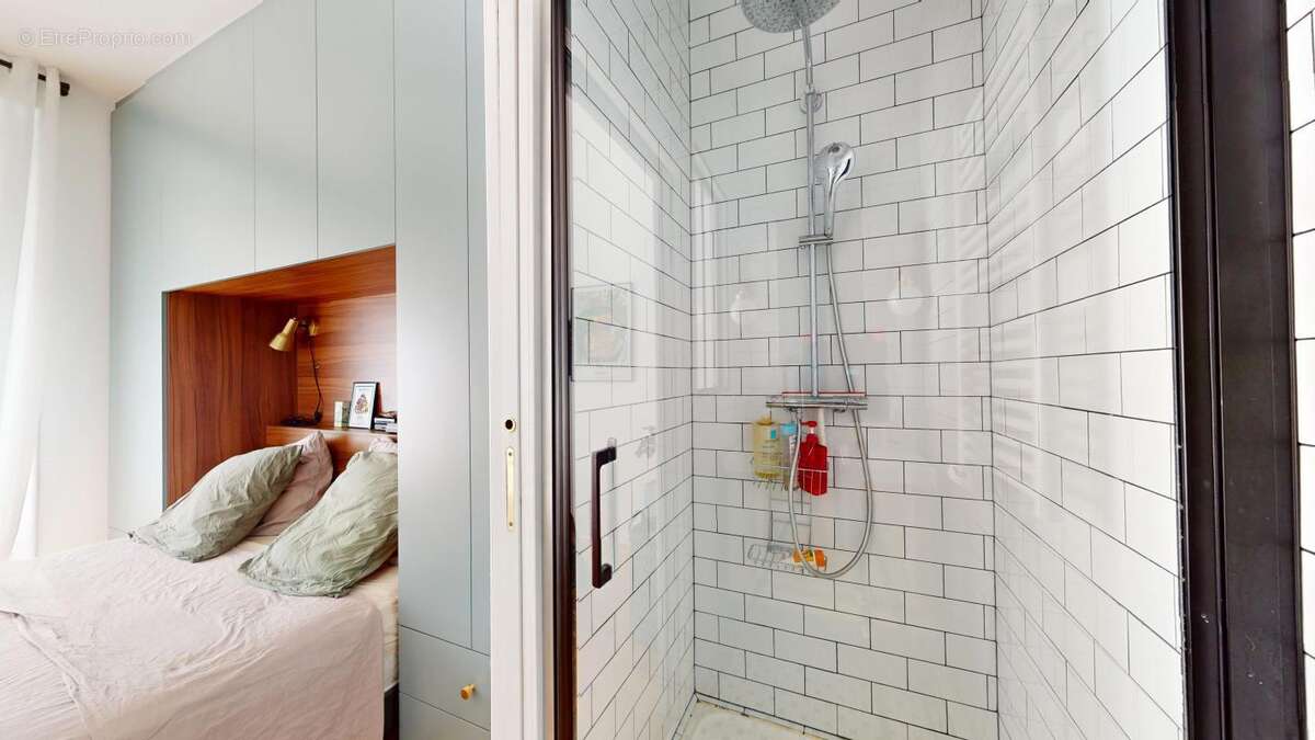 Appartement à PARIS-11E