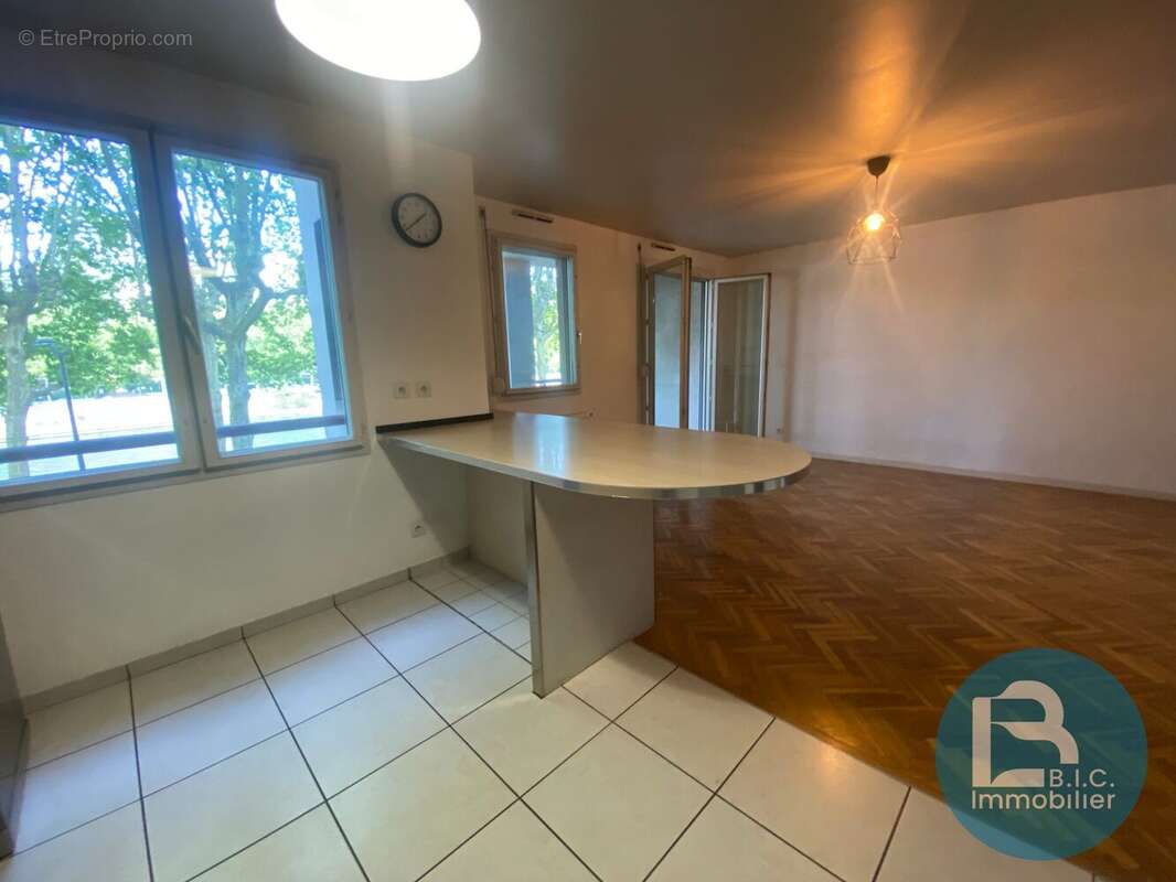 Appartement 85 m² à Lyon-9e  - photo 8