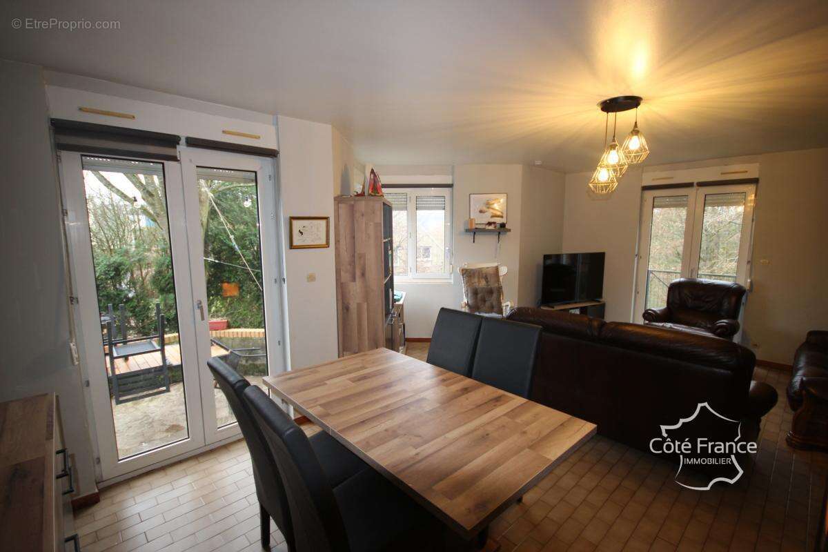 Maison à VIREUX-MOLHAIN