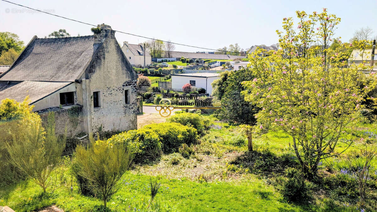 Terrain à MORLAIX