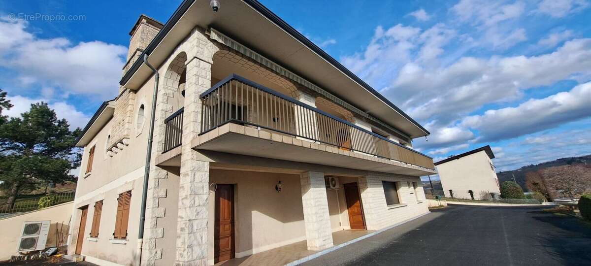Maison à OBJAT
