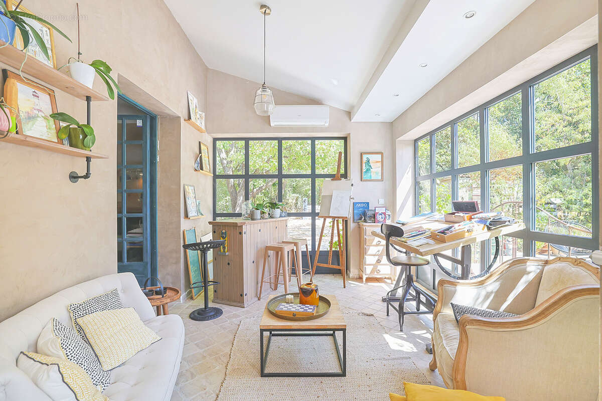 Maison à SOLLIES-PONT