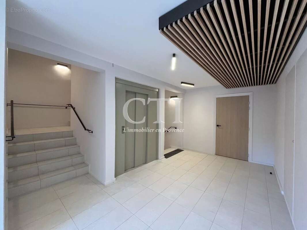 Appartement à VAISON-LA-ROMAINE