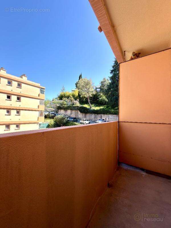 Appartement à ROQUEBRUNE-CAP-MARTIN