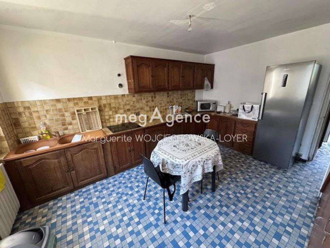 Maison à FRESNAY-SUR-SARTHE