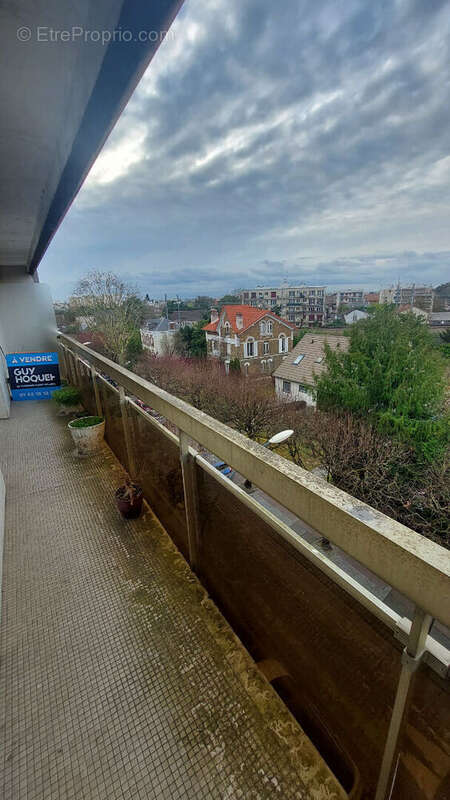 Appartement à SAINT-MAUR-DES-FOSSES