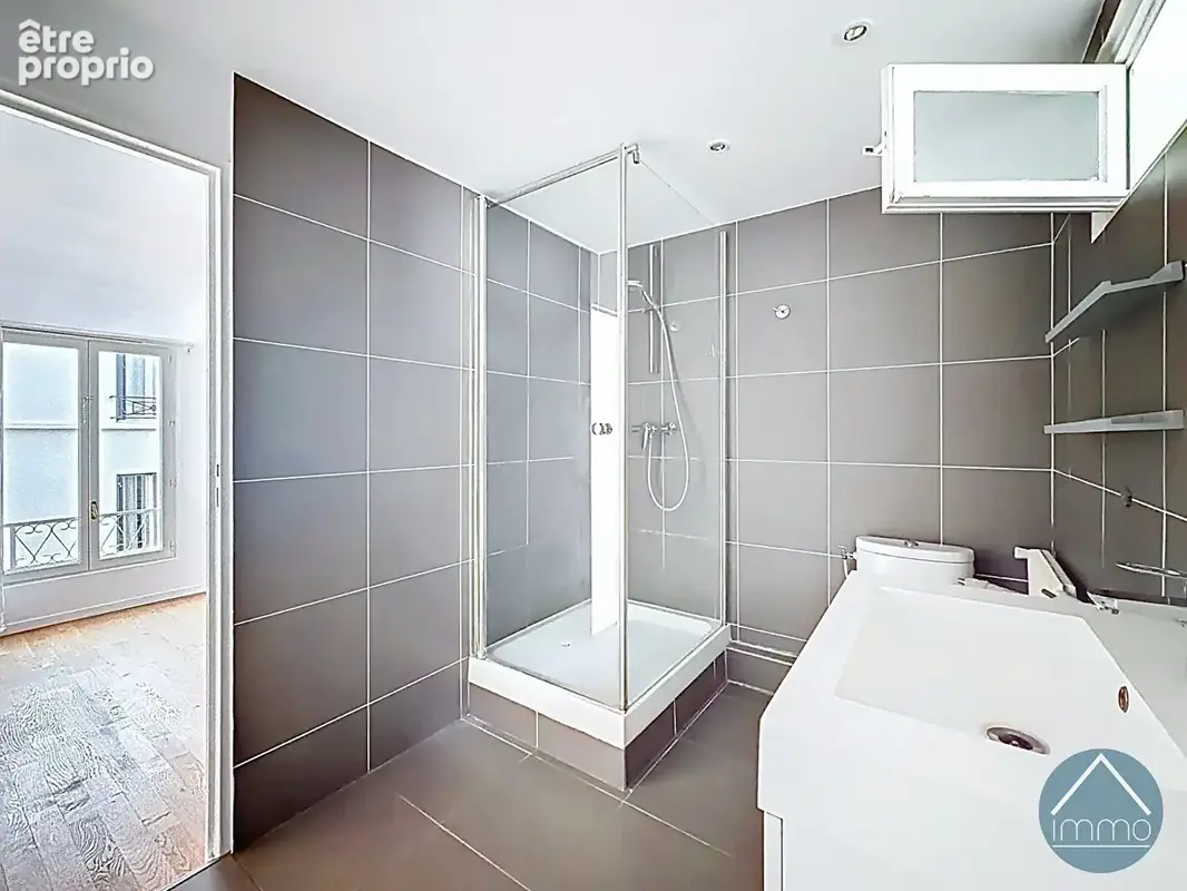 Quartier Bac - Maison de ville - Extérieur de 11.57m² - photo 3