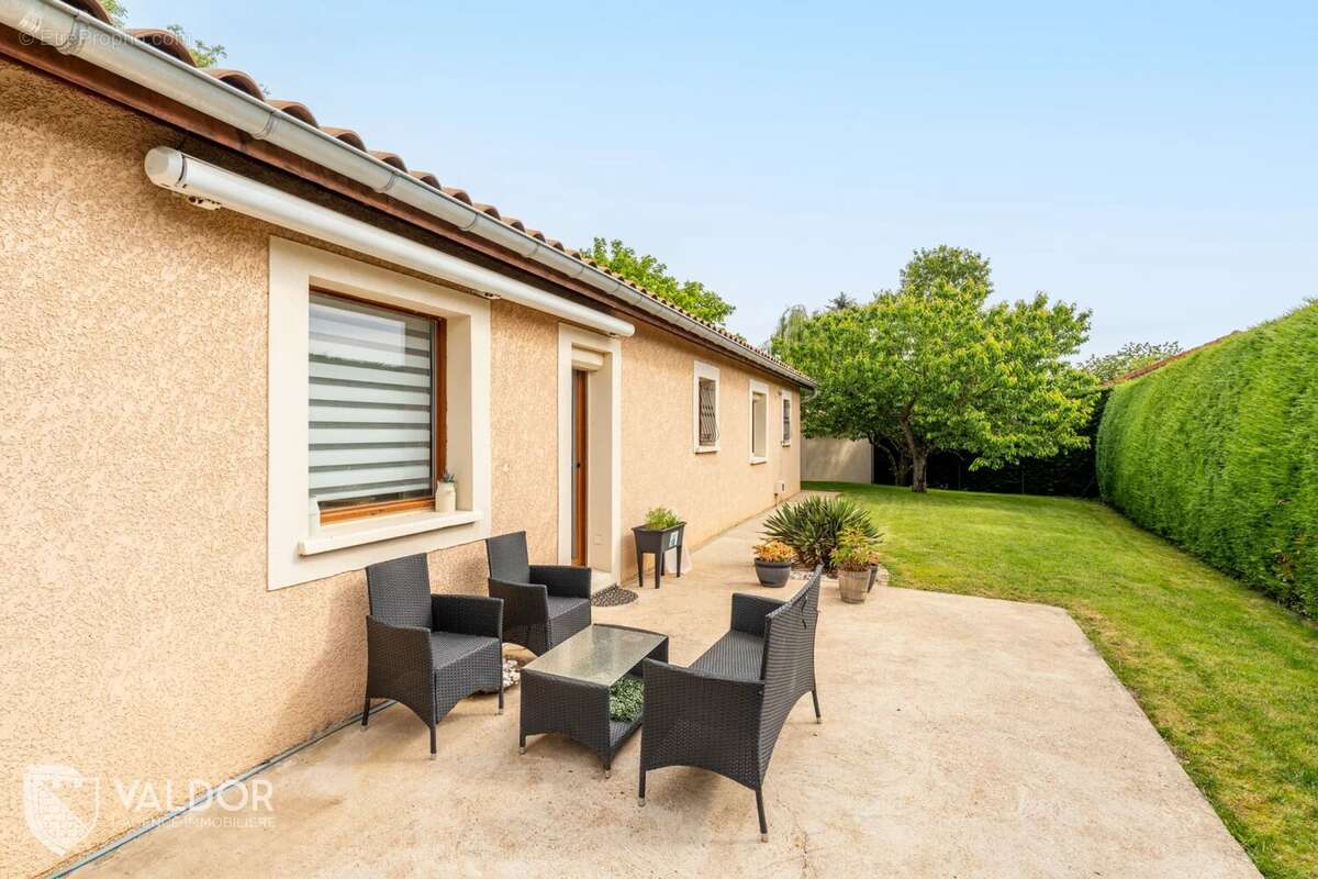 Maison à VILLENEUVE