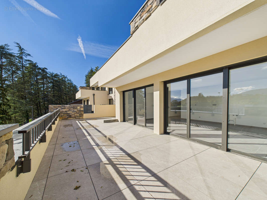 Appartement à MONTMELIAN