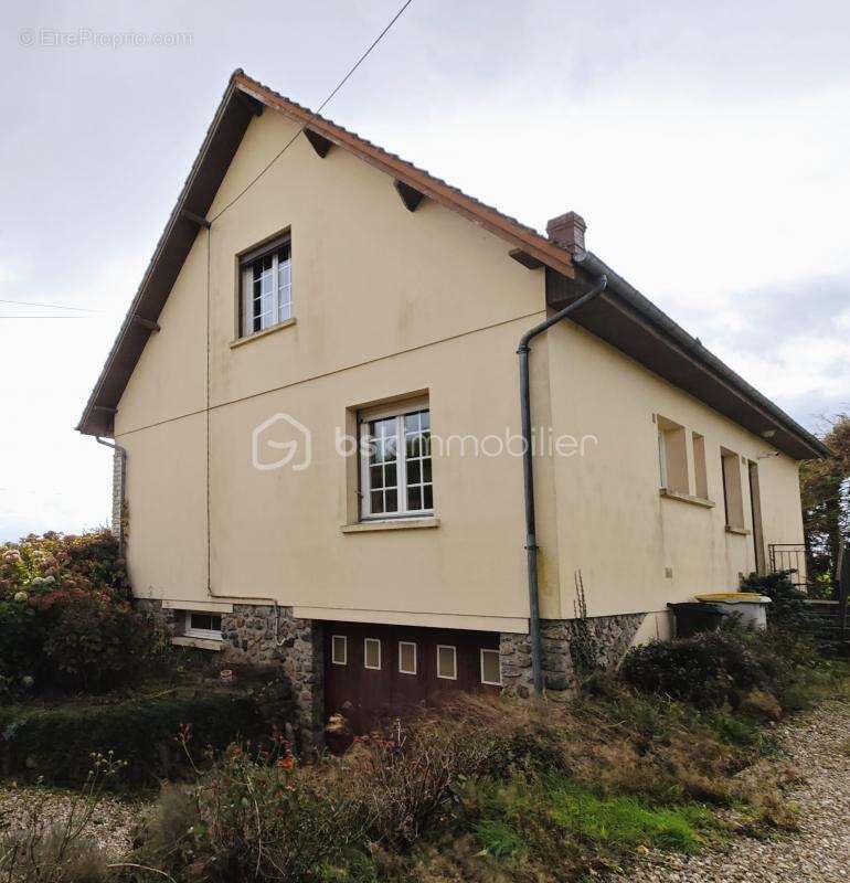 Maison à BOIS-NORMAND-PRES-LYRE