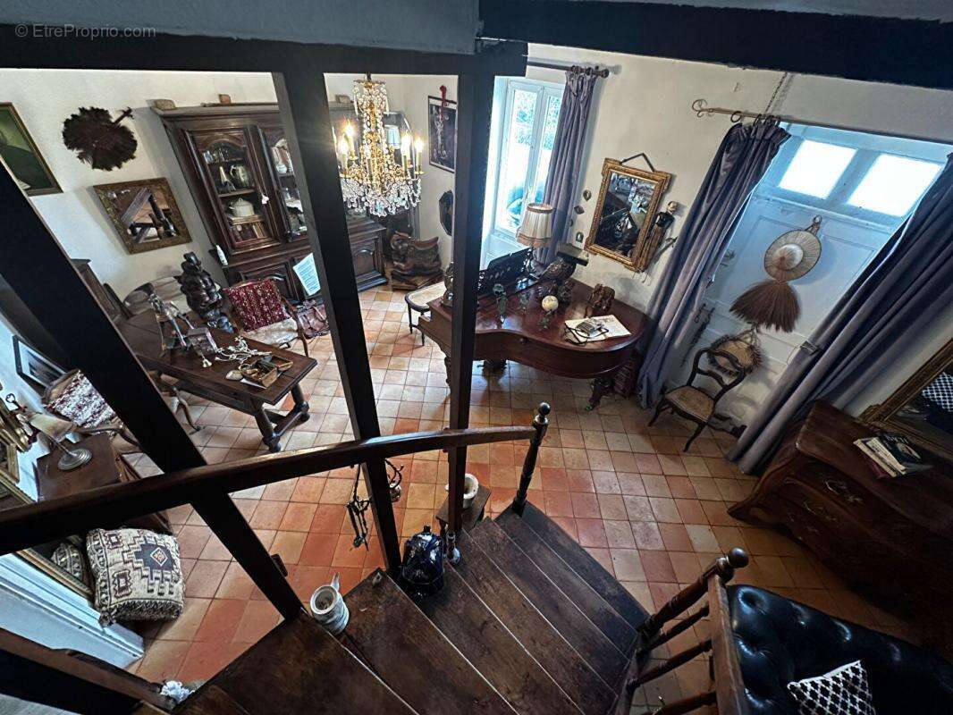 Maison à MONTIGNE-LES-RAIRIES