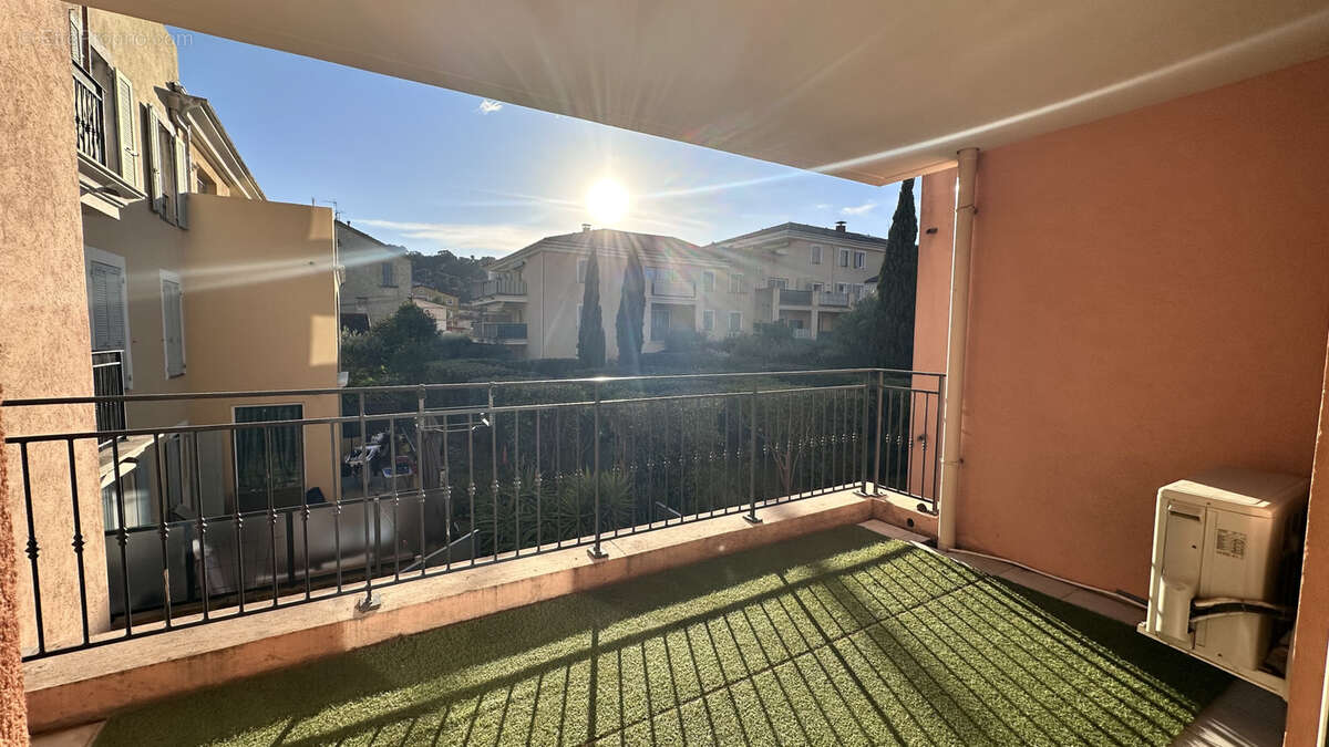 Appartement à HYERES