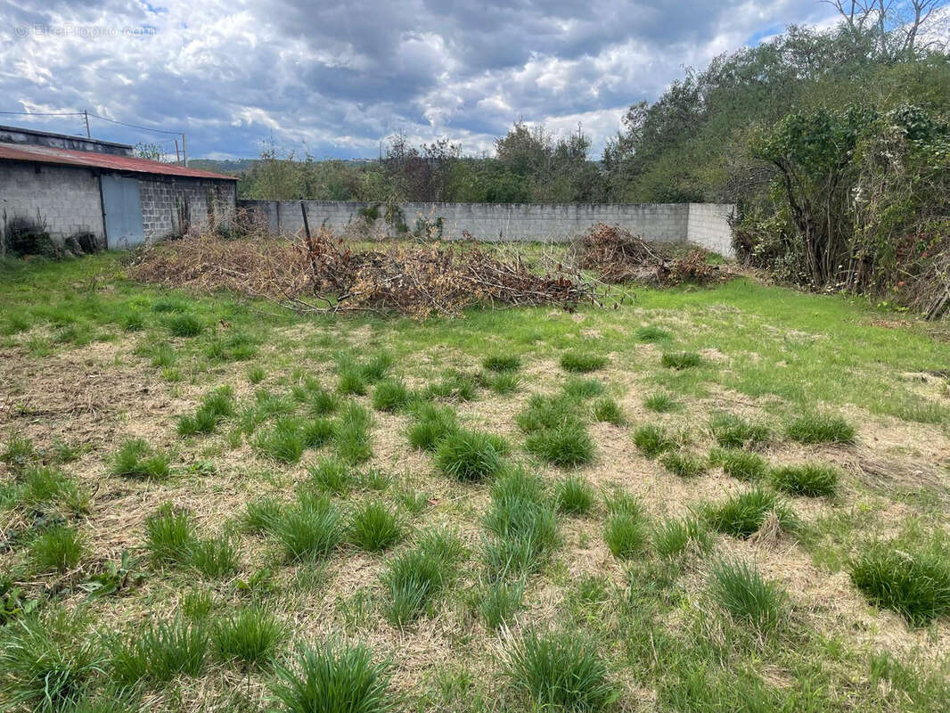 Terrain à SAINT-RAMBERT-D'ALBON