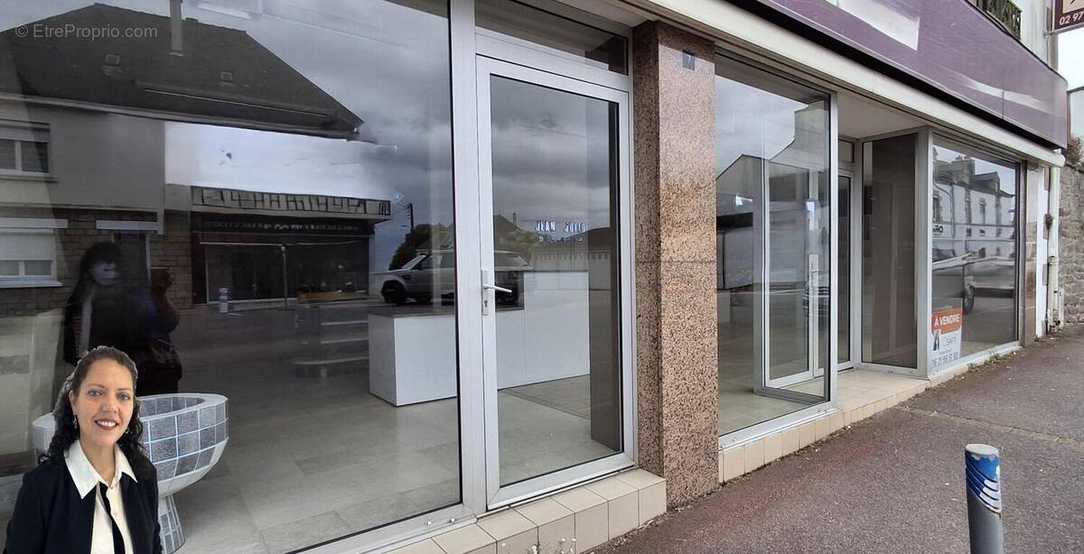 Photo 1 - Commerce à BAUD