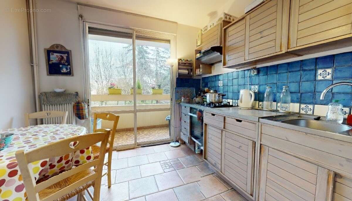 Appartement à LYON-5E